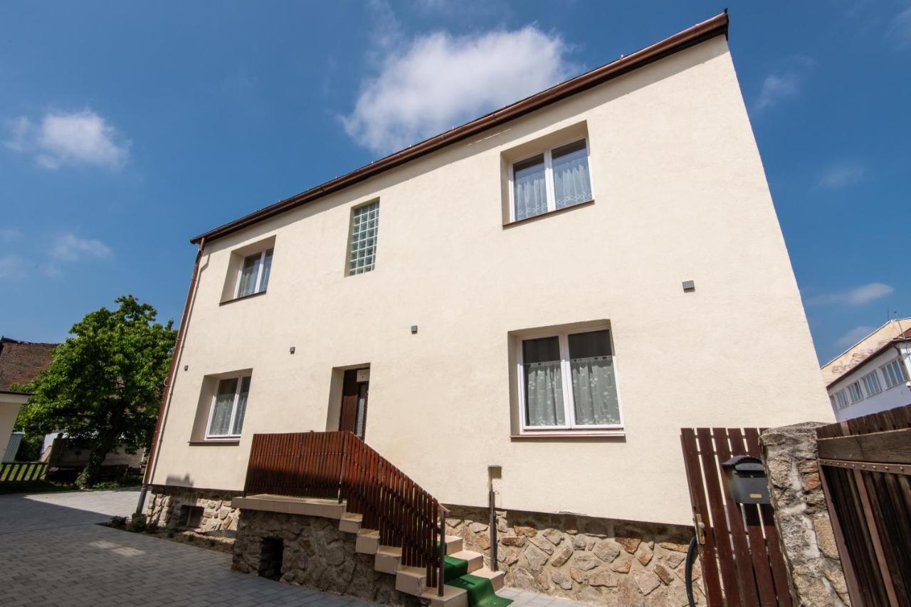 Hello Apartmanhaz Sopron Exterior photo